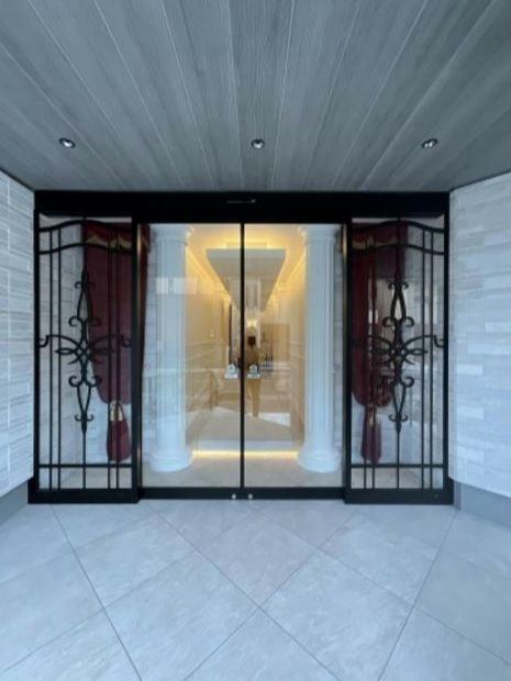 ヴィオラ・ボヌールのエントランス