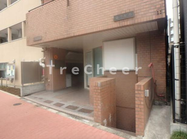 ライオンズマンション新三河島のエントランス