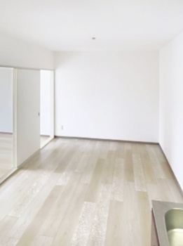 【居間・リビング】 | 702泉ヶ丘