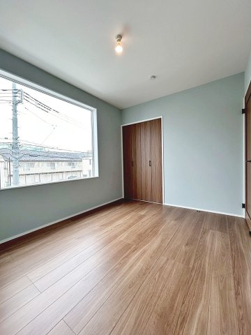 宮前１丁目　新築戸建の洋室