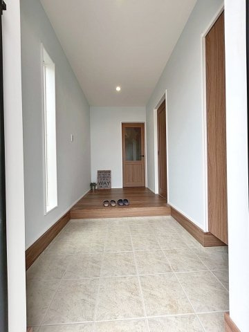 宮前１丁目　新築戸建の玄関