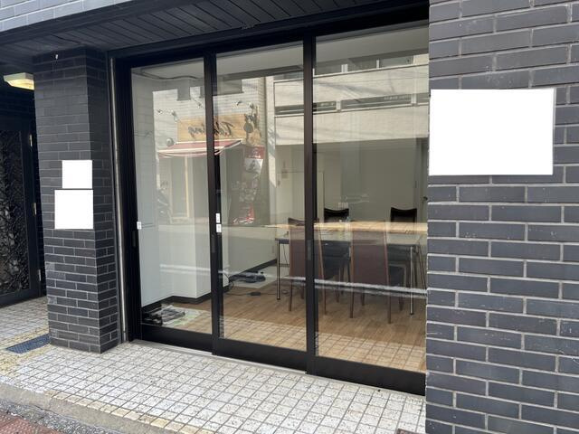 木村ビルのエントランス| 