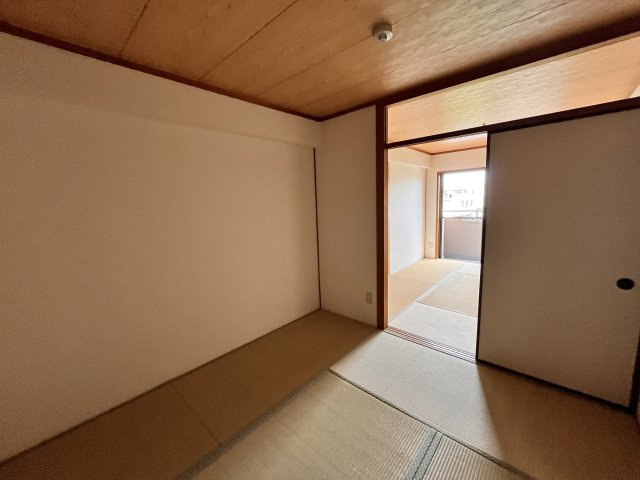 ハイツフルカワの和室