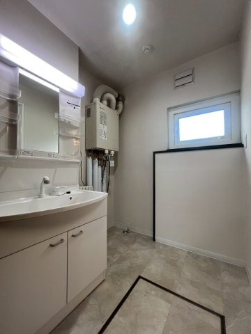 藤野4条5丁目の洗面所|洗面化粧台＋ランドリースペース！