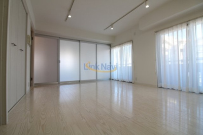 【居間・リビング】 | アパートメントK’ｓ福島