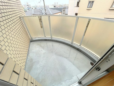 【バルコニー】 | メゾンドゥフレール　4－Ｈ | （東南）バルコニー