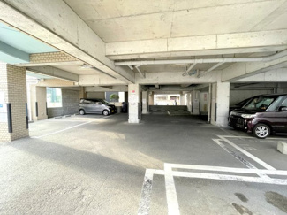 【駐車場】 | メゾンドゥフレール　4－Ｈ