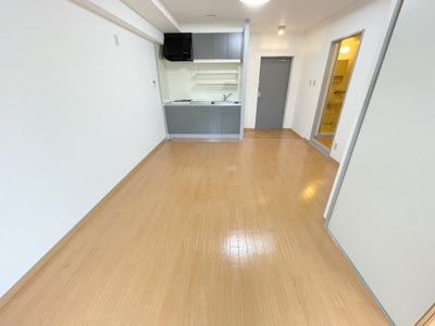 【居間・リビング】 | メゾンドゥフレール　4－Ｈ | ※内観写真は従前契約者様がご入居前（２０２２．５）撮影分です