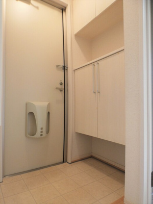 【玄関】 | セジュール鵬舟ZⅡ | ゆったりとした玄関です