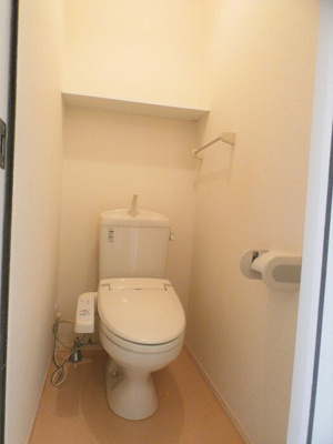 【トイレ】 | セジュール鵬舟ZⅡ | ゆったりとした空間のトイレです