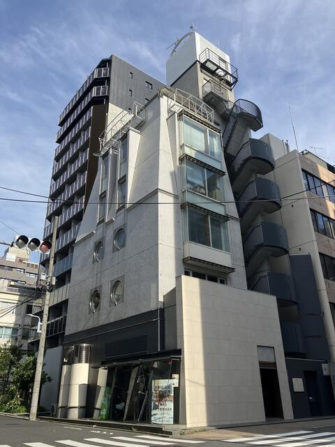 Ｍ．ＢＡＬＡＮＣＥ＋ＵＥＮＯ　ＥＡＳＴ