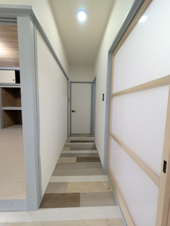 【玄関】 | メゾンドコスモ