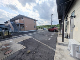 【駐車場】 | メゾンドコスモ