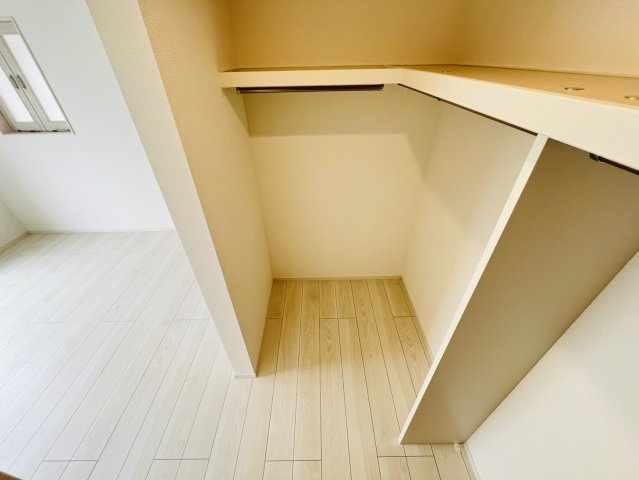 知多市八幡汐海道20番1『仲介手数料無料』新築戸建ての収納