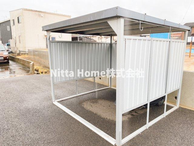 ベルノームのその他共用部分|屋根付きの駐輪場は無料です★
