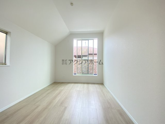 所沢市和ケ原2丁目・全2棟　新築一戸建　A号棟の洋室|洋室5.5帖