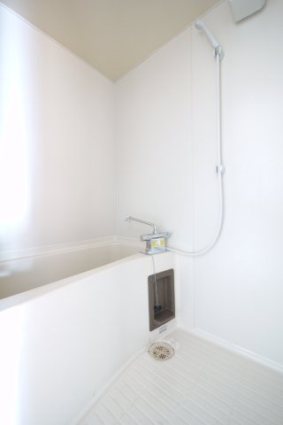 サンロイヤル豊成の浴室|※写真は別の部屋ものです