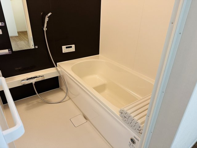 八王子市　清川町　新築一戸建て　５期の浴室|～のびのびくつろげるバスルーム　１日の締めくくりに癒やしのバスタイムを～