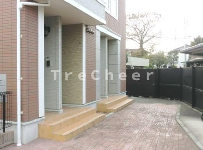 【エントランス】 | メゾンドファミーユ3