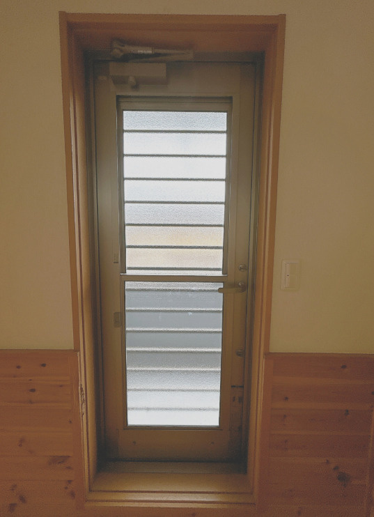 富士市石坂　中古戸建R　全1棟のその他共用部分|バルコニー勝手口ドア