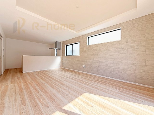 つくば市古来1期　新築戸建て　1号棟の居間・リビング|広々としたLDK♪充分な広さがあり、ご家族でインテリアのレイアウトを考えるのも楽しみですね！