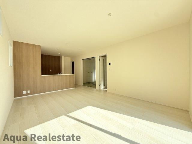 リーブルガーデン高松市元山町第五の内装|子育て世帯（平成18年4月2日以降出生）または若者夫婦世帯（昭和59年4月2日以降出生）のいずれか