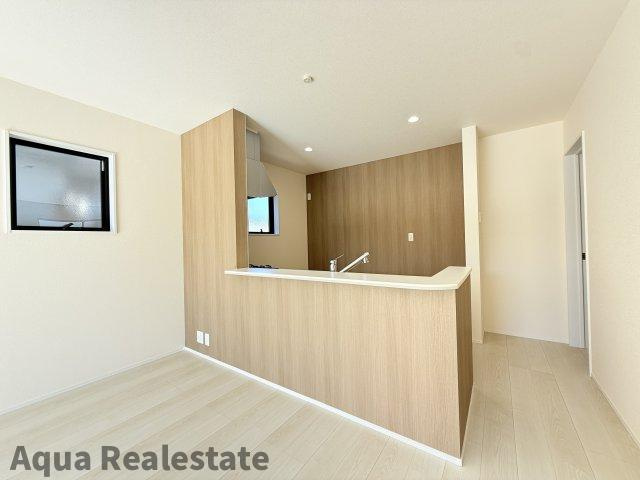 リーブルガーデン高松市元山町第五の居間・リビング|使いやすいリビングです