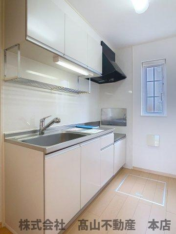 宗像市緑町のアパートのキッチン