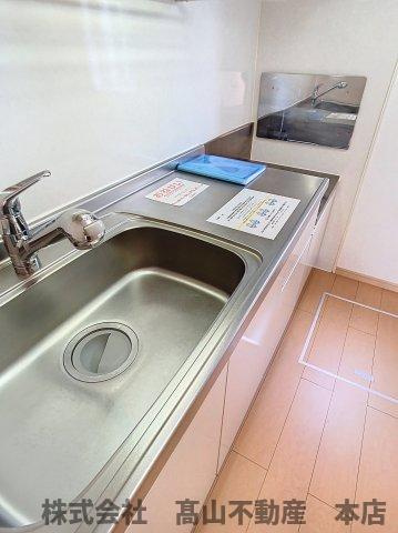 宗像市緑町のアパートのキッチン