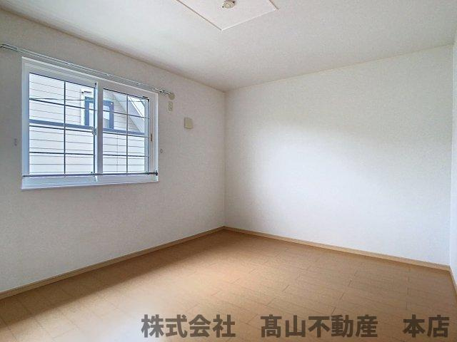 宗像市緑町のアパートの洋室