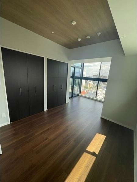 さくらHills ARAKOの居間・リビング|類似です