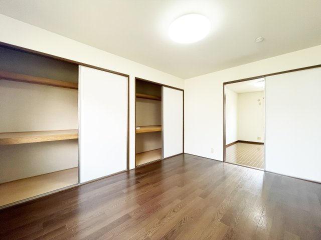 シャーメゾン大原の居間・リビング