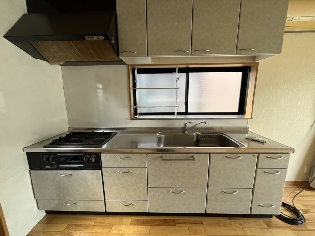 千旦林戸建て・倉庫付き