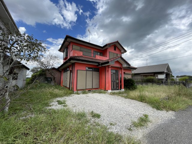 牛込貸家の駐車場