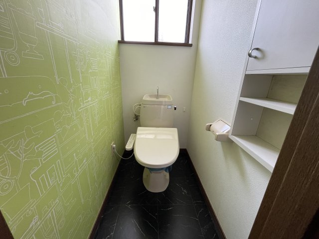 牛込貸家のトイレ