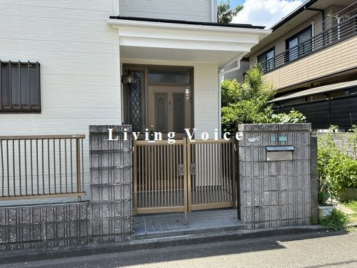 【玄関】 | 【仲介手数料０円】相模原市南区御園4丁目　中古一戸建て | 相模原市南区御園4丁目　中古一戸建て