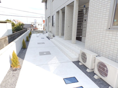 【ロビー】 | セントエミリオン | 清潔なロビーです