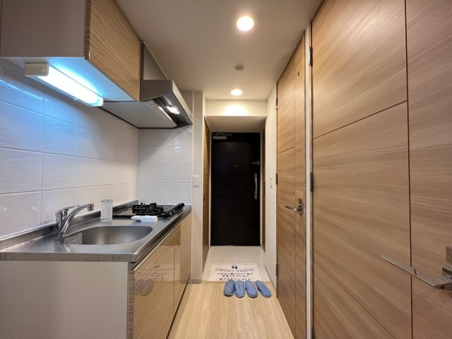 プライムアーバン御堂筋本町の玄関