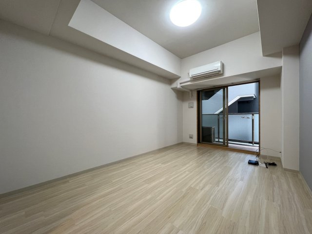プライムアーバン御堂筋本町の居間・リビング