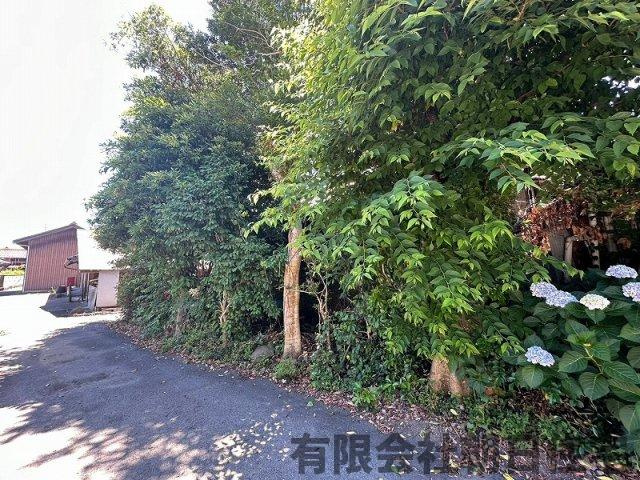 【前面道路含む現地写真】 | 新庄町売土地（上物有り）