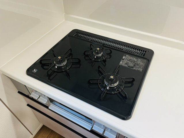 知多市八幡汐海道20番1『仲介手数料無料』新築戸建てのキッチン