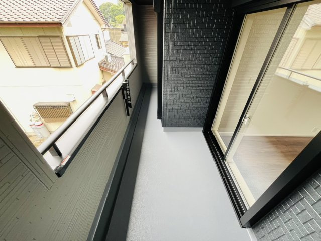 知多市八幡汐海道20番1『仲介手数料無料』新築戸建てのバルコニー