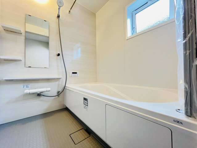 知多市八幡汐海道20番1『仲介手数料無料』新築戸建ての浴室