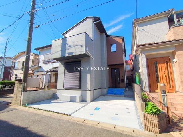 越谷市大沢 新築分譲住宅の外観
