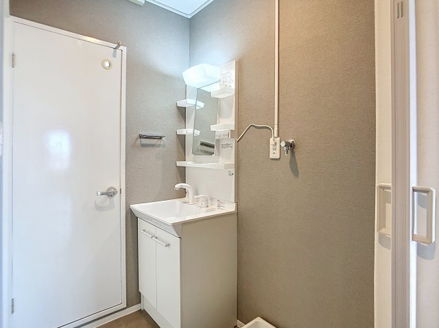 グリーンハイツ楊子の洗面所|忙しい朝には欠かせない洗面所です