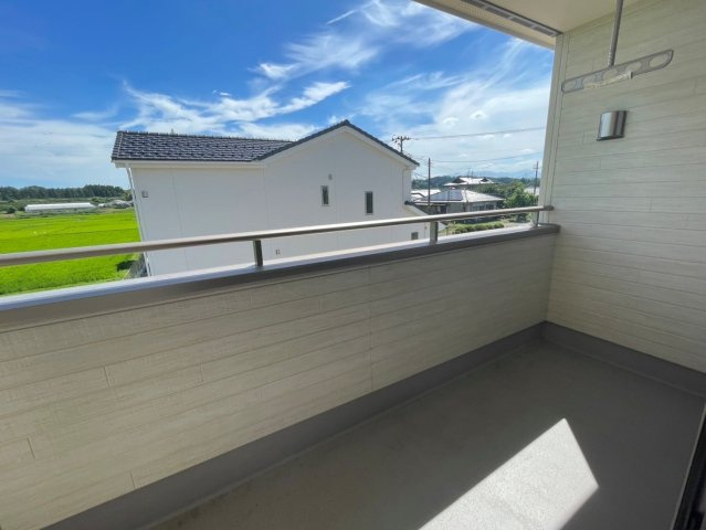 新築戸建・建売　矢吹町八幡町　AiTOWN　全5棟のバルコニー|陽当たり良好な南面バルコニー♪インナーバルコニーになっているので急な天候不良にも安心！