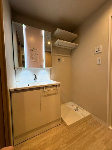 パークテラス桂川の独立洗面台