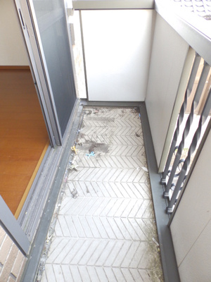 【バルコニー】 | ディアコートB棟 | 暖かな日差しのふりそそぐバルコニー