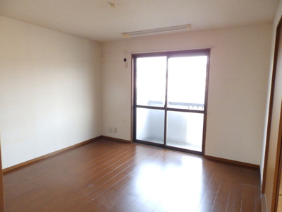 【居間・リビング】 | ディアコートB棟 | おしゃれなリビングです