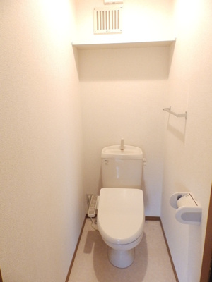 【トイレ】 | ディアコートB棟 | 清潔感のあるトイレです